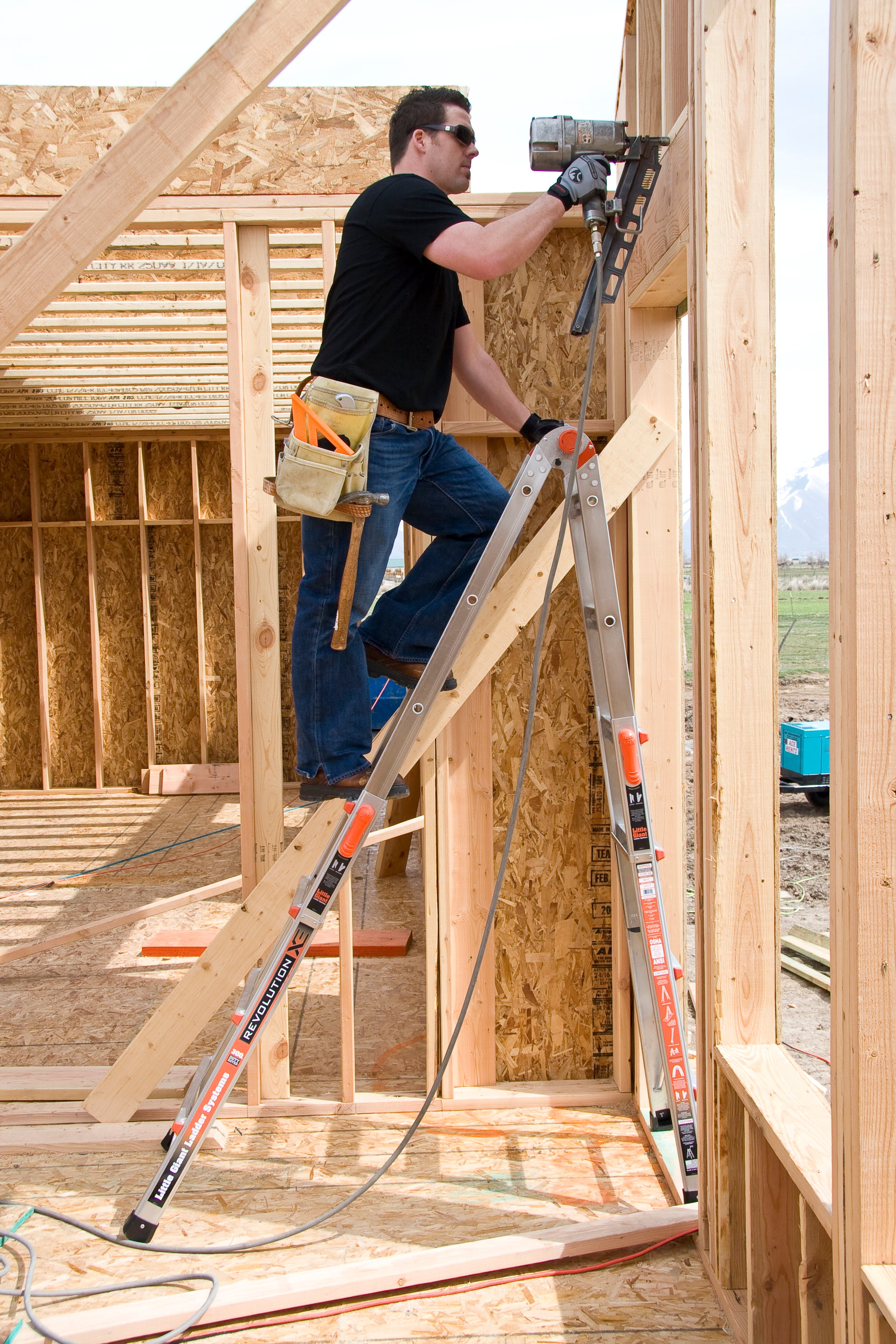 How-to Use Your Little Giant Ladder – Little Giant Ladders UK